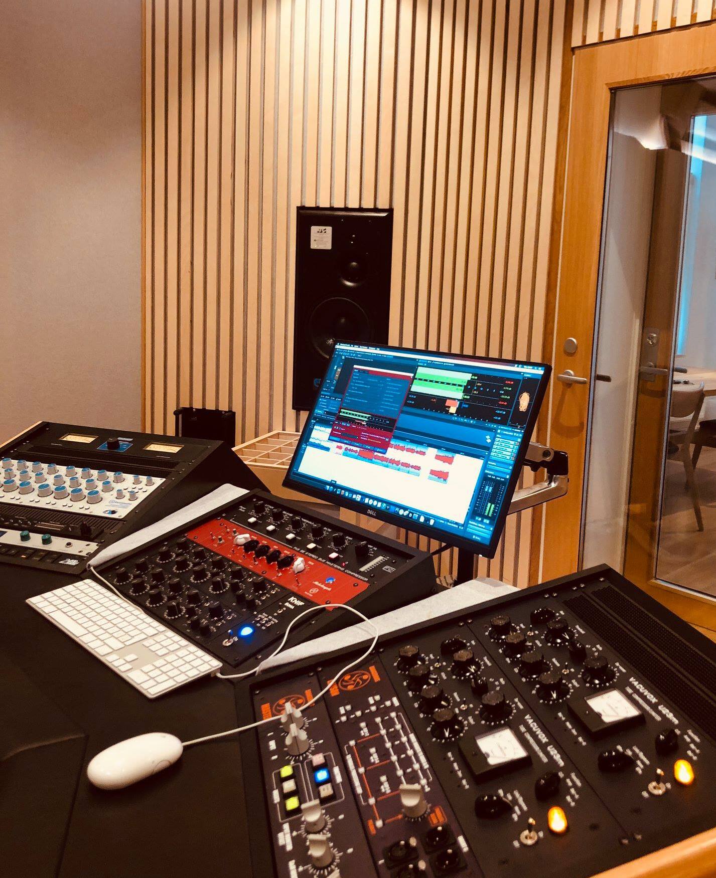 Professional recording studio with acoustic treatment - Brandt Audio Devices showcases premium vibration control solutions