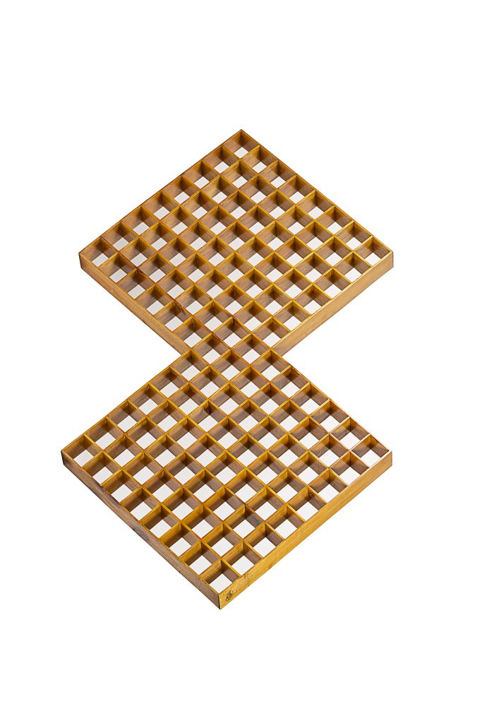 Grid diffuser - Its purpose is to scatter mid-to-high frequency sound waves, preventing strong reflections and echoes. Unlike absorbers, this type of diffuser maintains room brightness and liveliness while improving clarity and balance | Premium acoustic product by Brandt Audio